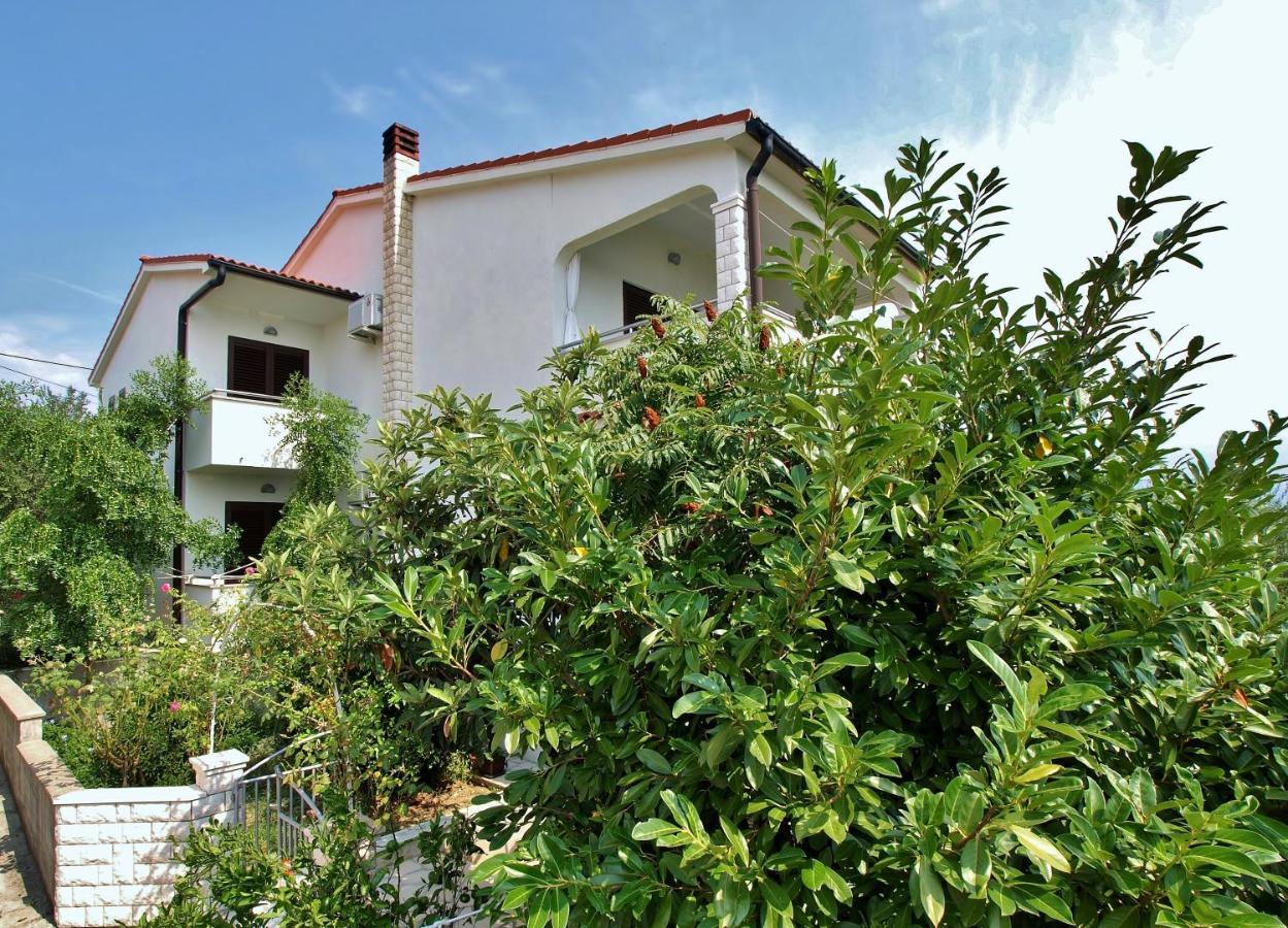 Apartments Eufemija Rab Town Luaran gambar